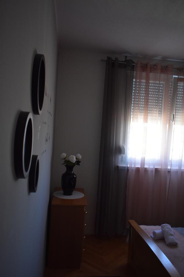 Apartment Sunshine Near Bridge Zadar Buitenkant foto